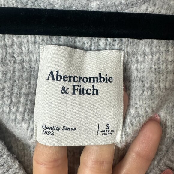 ABERCROMBIE & FITCH Super Soft Houndstooth Plaid Sweater Vest Size Small Grey - Picture 4 of 9